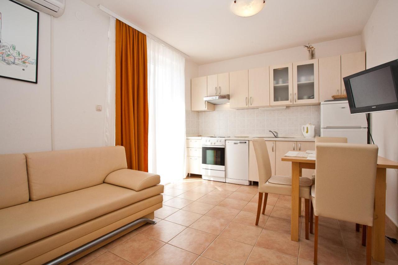 Apartments Glibo Near The Sea And Town Center! Veglia Exterior foto
