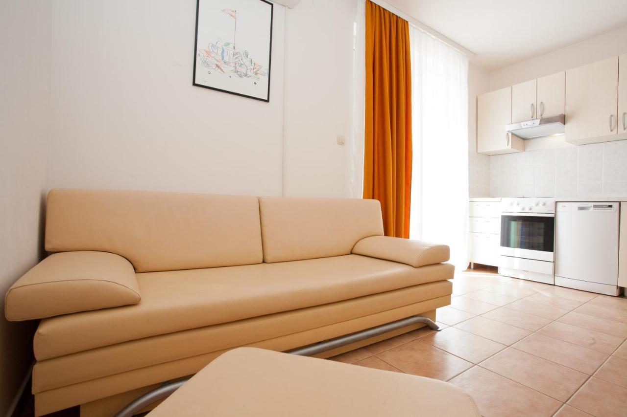 Apartments Glibo Near The Sea And Town Center! Veglia Exterior foto