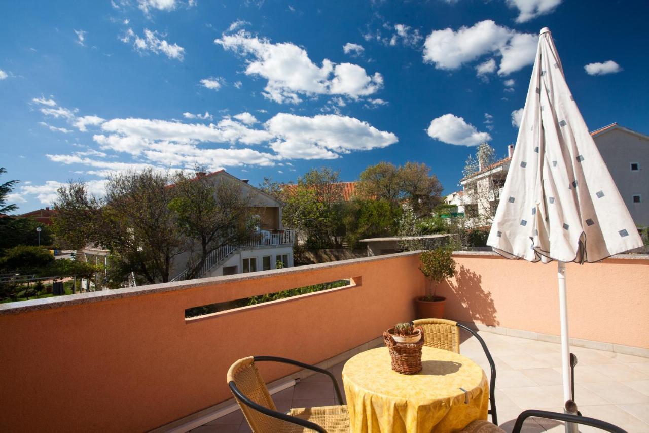 Apartments Glibo Near The Sea And Town Center! Veglia Exterior foto